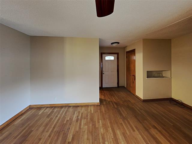 Building Photo - 2557 Wabash Ave