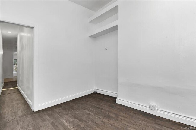 Building Photo - 310 E 105th St