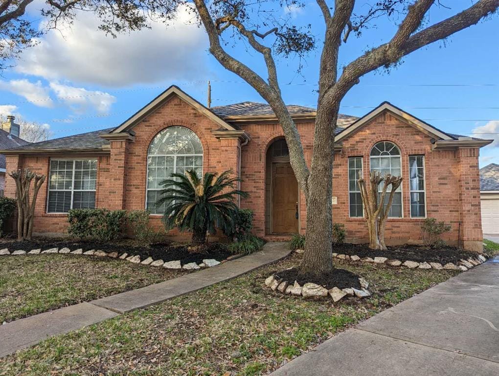 Primary Photo - 1822 American Elm Ct