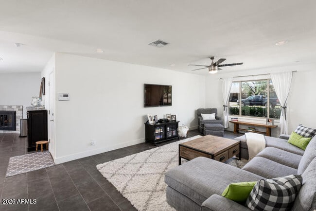 Building Photo - 2503 S Bonarden Ln