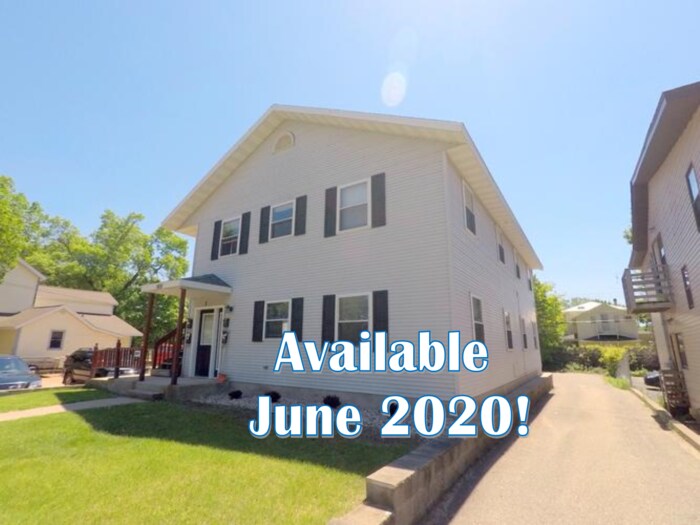 1651 College Ave, Stevens Point, WI 54481 Room for Rent in Stevens
