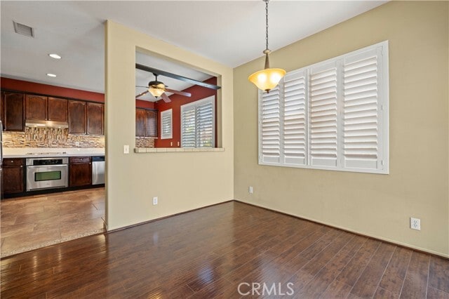 Building Photo - 1675 Tanglebush Ln