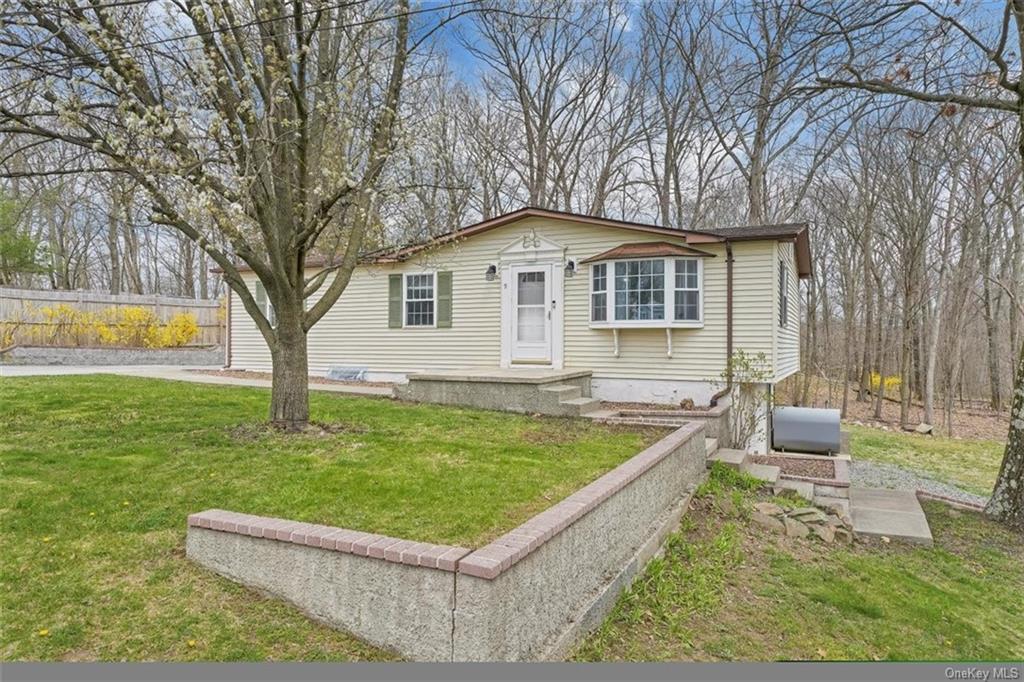Primary Photo - 9 Cedar Rd