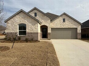 Building Photo - 603 Arabian Ln