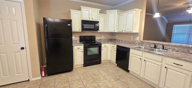 Building Photo - 11301 Denton Dr