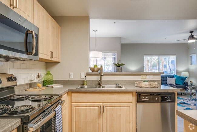 Interior Photo - Sweetwater At Metro North