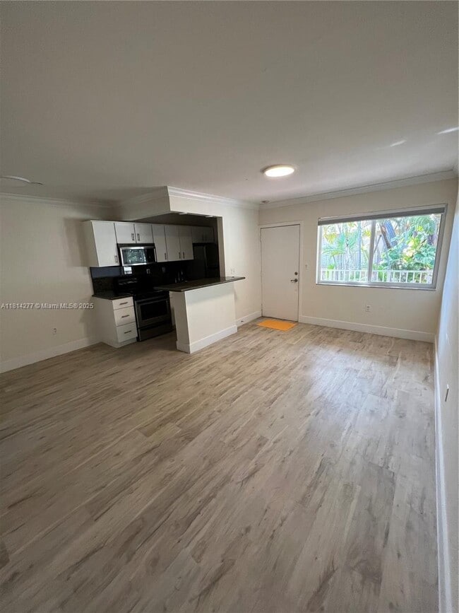 Building Photo - 6330 SW 79th St