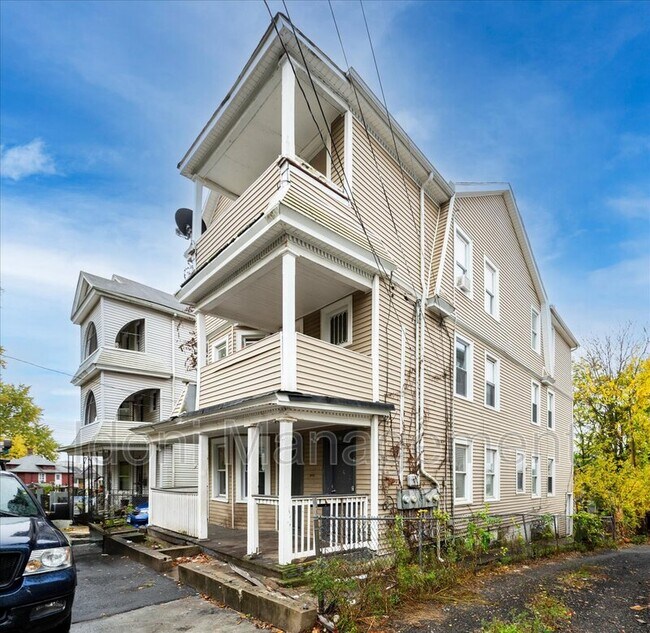 Building Photo - 80 Lounsbury Ave