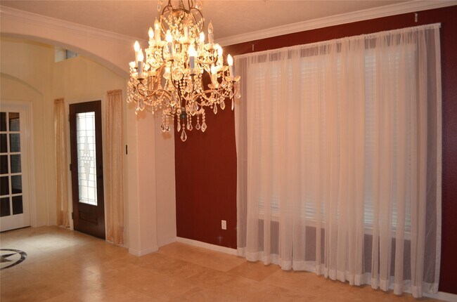 Foto del edificio - 2218 Longspur Ln