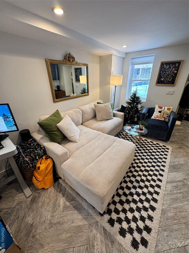 Foto del edificio - 122 E Fulton St