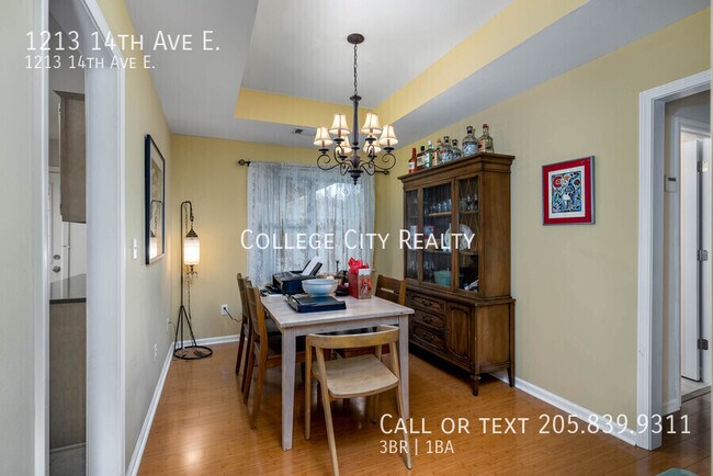 Building Photo - 1213 14th E Ave