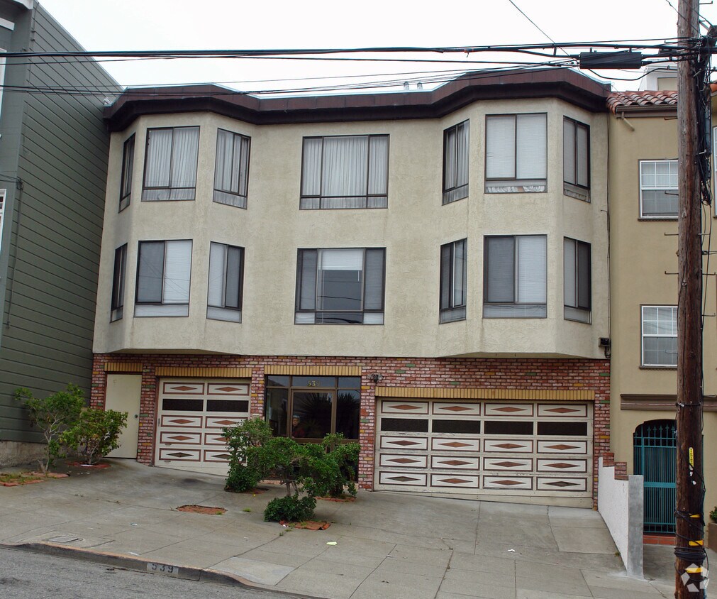 Primary Photo - 539 28th Ave