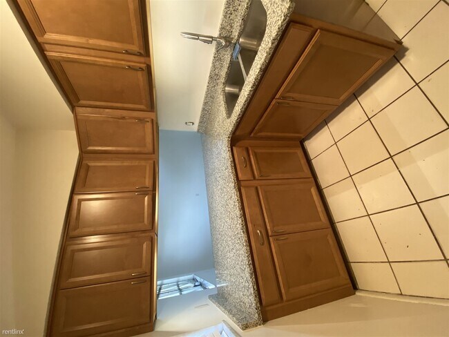 Building Photo - 2 br, 1 bath House - 214 Waverly Way