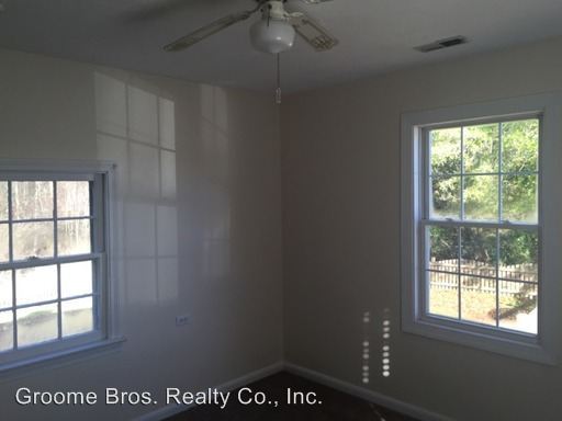 Building Photo - 2236 Landing Rd