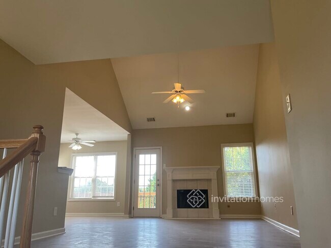 Foto del edificio - 3630 Mystic Dr