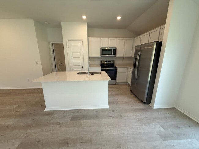 Building Photo - 1028 Raven Walk Dr