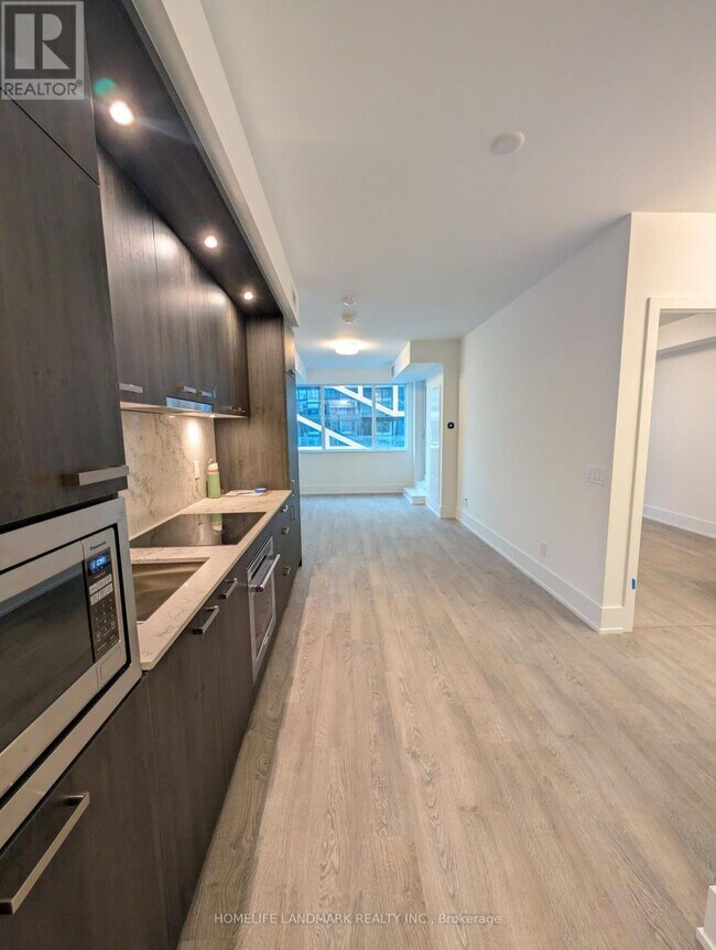 Photo du bâtiment - 115 Denison Ave