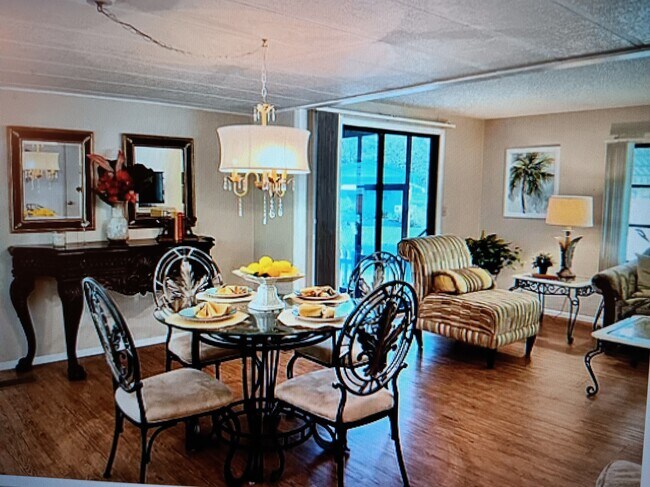 Building Photo - 4542 Friendly Harbor St