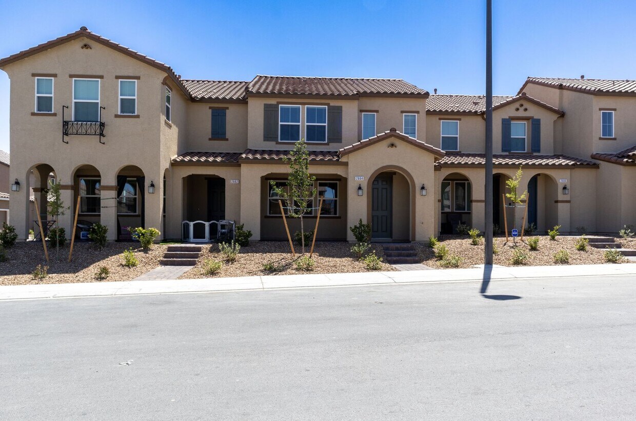 Primary Photo - Brand new townhome in Inspirada