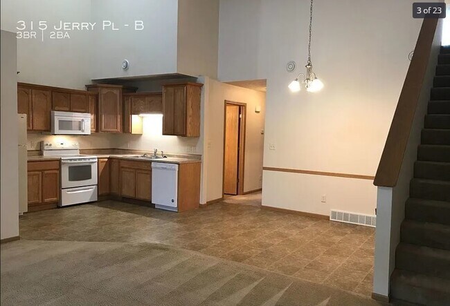 Kitchen - 315 Jerry Pl
