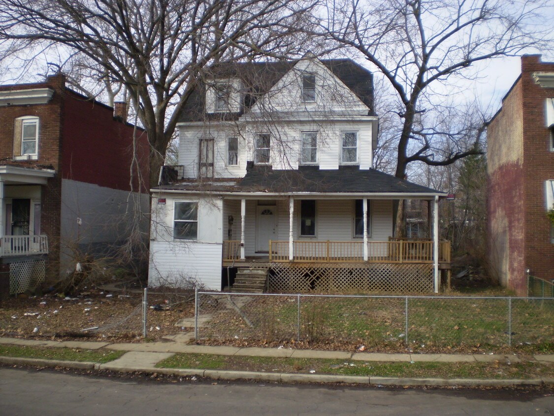 Building Photo - 3306 Spaulding Ave