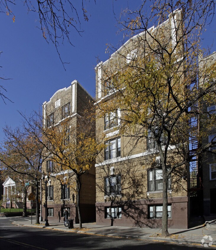 Building Photo - Hudson 47 Apartments