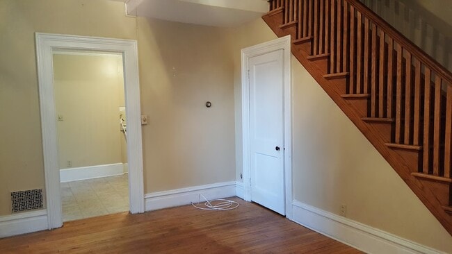 Living rm alternate view - 404 W Court St