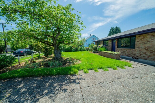 Foto del edificio - Large One Level Oregon City Home
