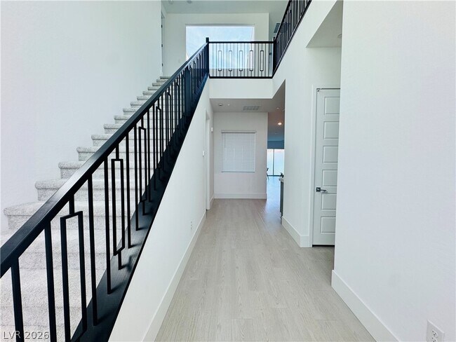 Building Photo - 338 Kandinsky Ct