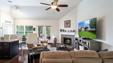 Building Photo - 2012 Michelle Creek Dr
