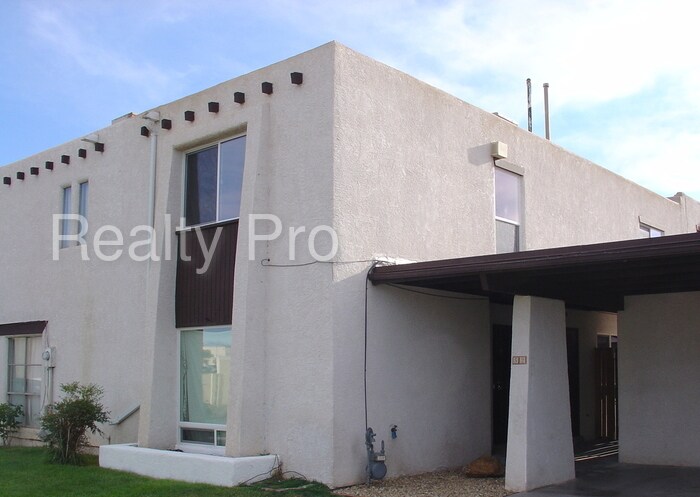 Foto principal - 52 Calle Monte Aplanado NW