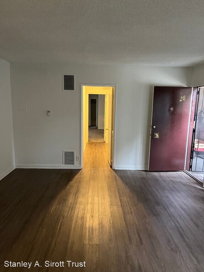 Building Photo - 2 br, 2 bath Apartment - 602 Fairview Ave....