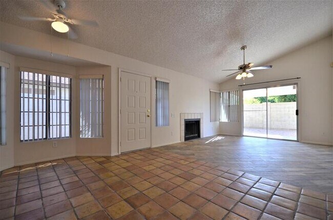 Building Photo - 5238 W Jupiter Way N