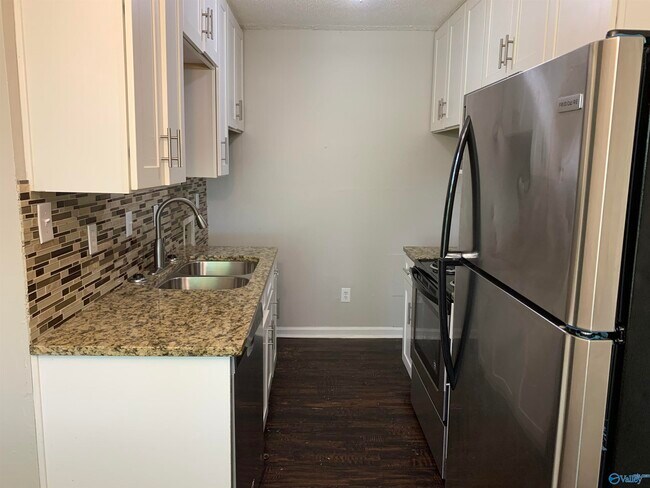 Foto del edificio - 1403 Ascent Trail NW