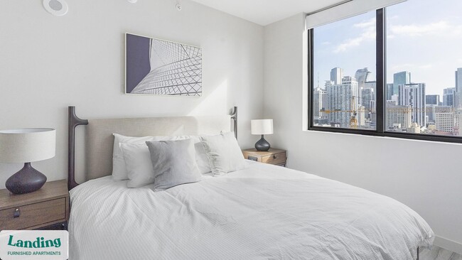 Foto del edificio - 698 NE 1st Ave