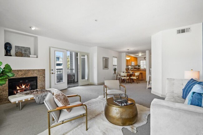 Foto del edificio - 1587 S Novato Blvd