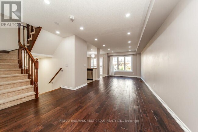 Building Photo - 98 Symington Ave