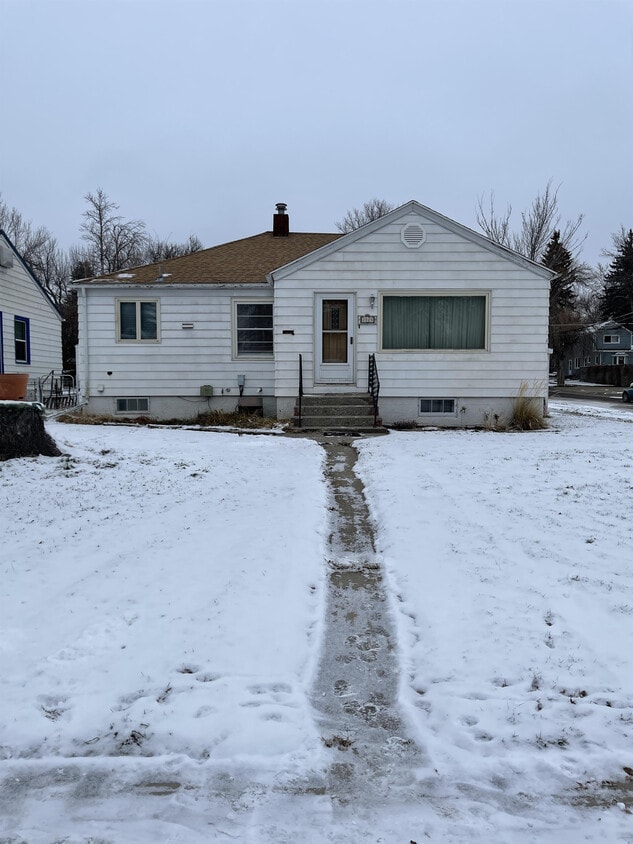 Foto principal - 2025 2nd Ave N