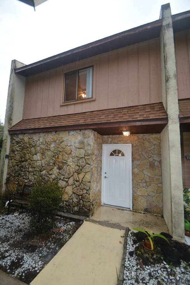 Building Photo - 15 Florida Park Dr N