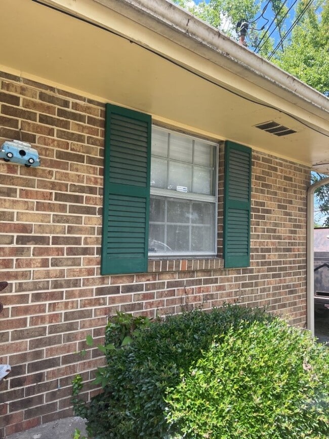 Building Photo - 4177 Willard Dr