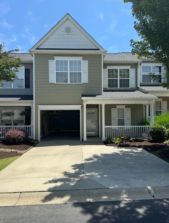 Primary Photo - 119 Pine Walk Dr