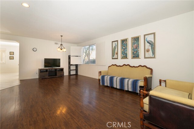 Foto del edificio - 6319 Lavender St
