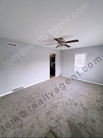 Building Photo - 13419 Puritas Ave