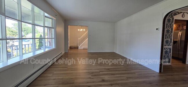 Building Photo - 7102 Linden Rd
