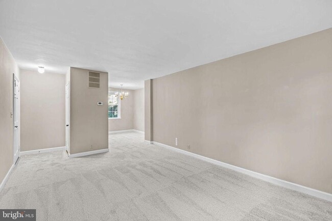 Building Photo - 3441 S Stafford St