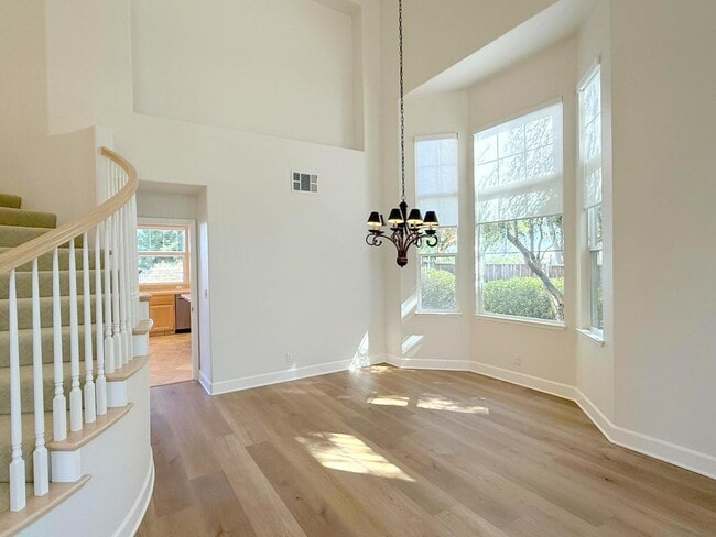 Building Photo - Former Model Home in Desirable Bridges Com...