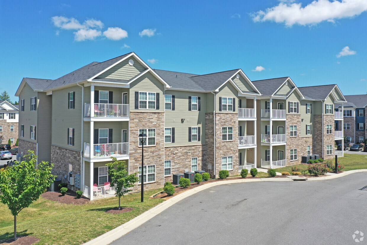 Apartments In Greensboro Under 700