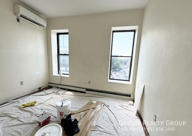 Building Photo - 13 Ruggles St