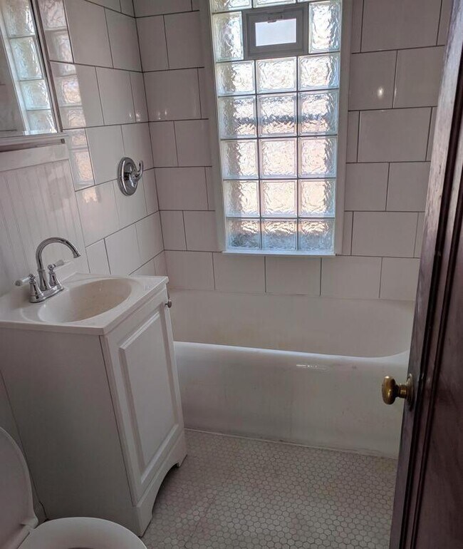 Foto del edificio - 2951 N 54th St