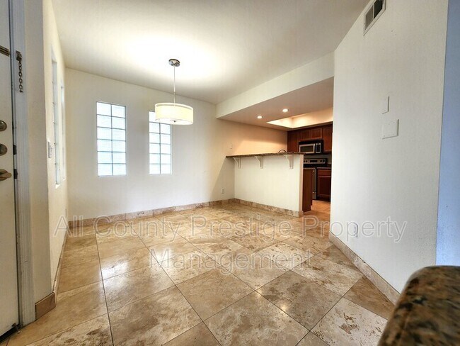 Foto del edificio - 3235 E Camelback Rd